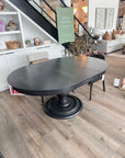 Wilton Dining Table | Floormodel