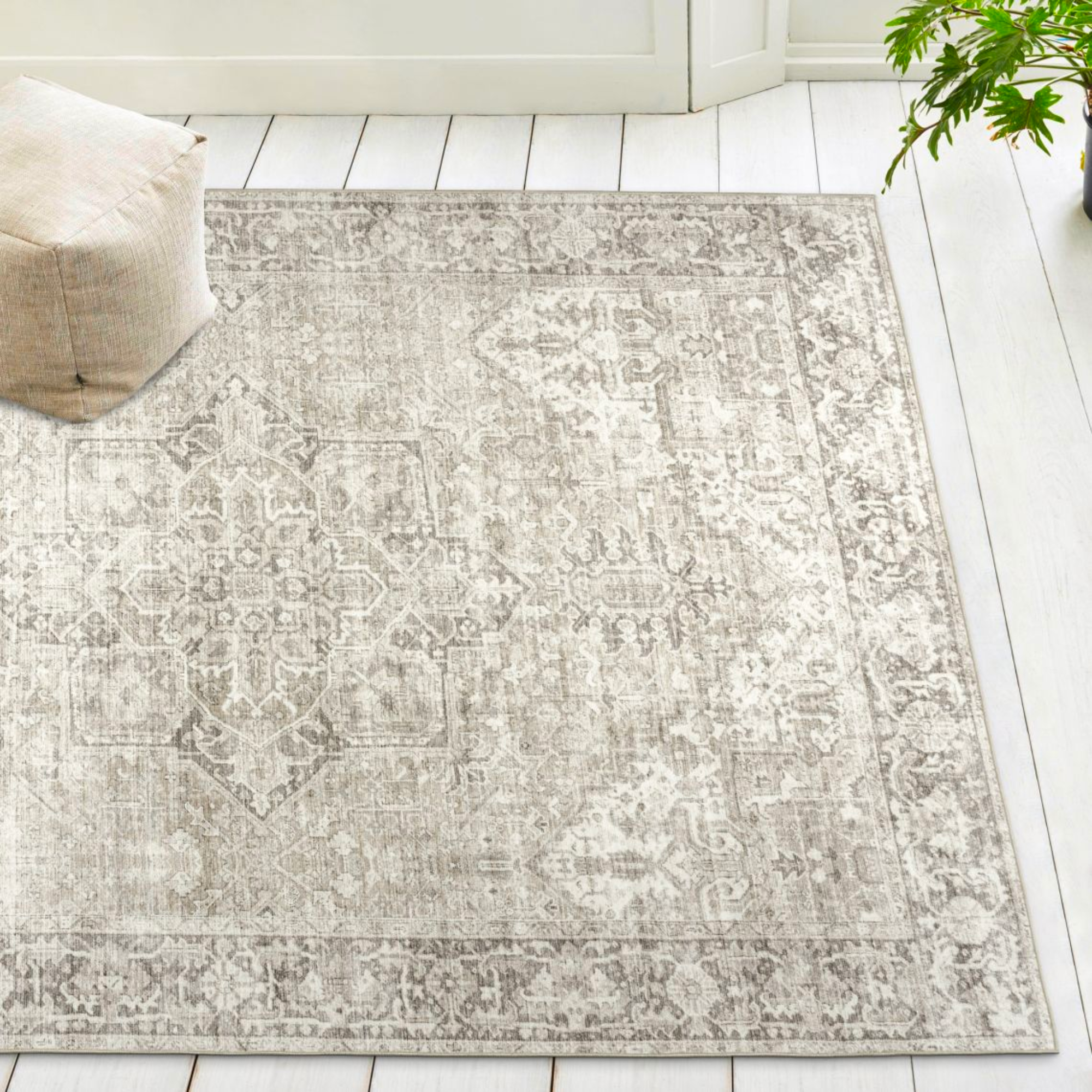 Lyle Vintage Rug | Ivory