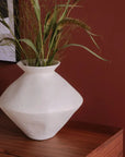 Raja Vase