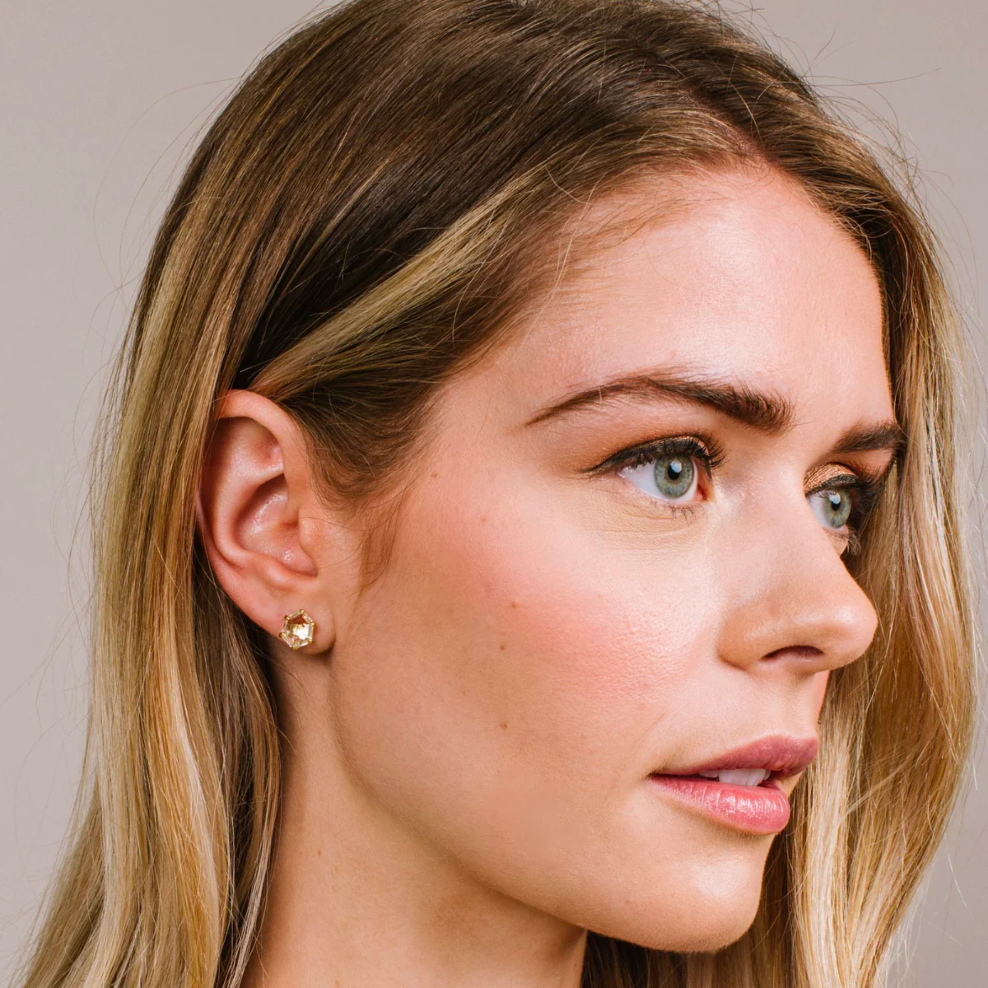 S&i earrings sales