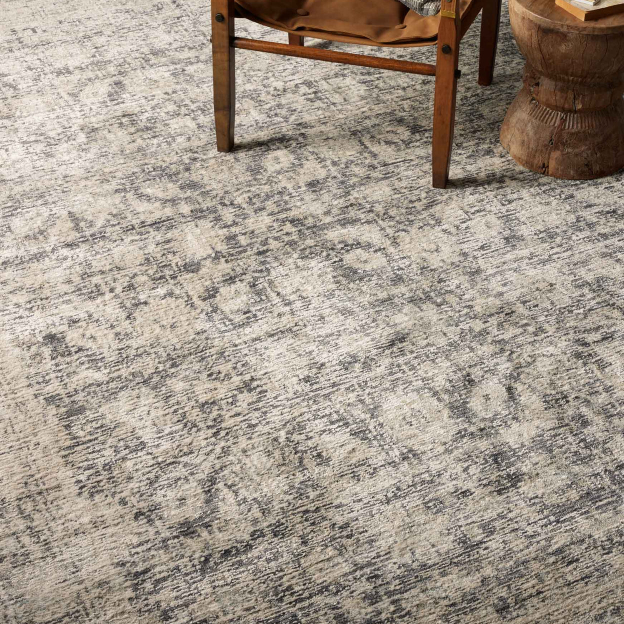 Alie Rug | Charcoal/Beige