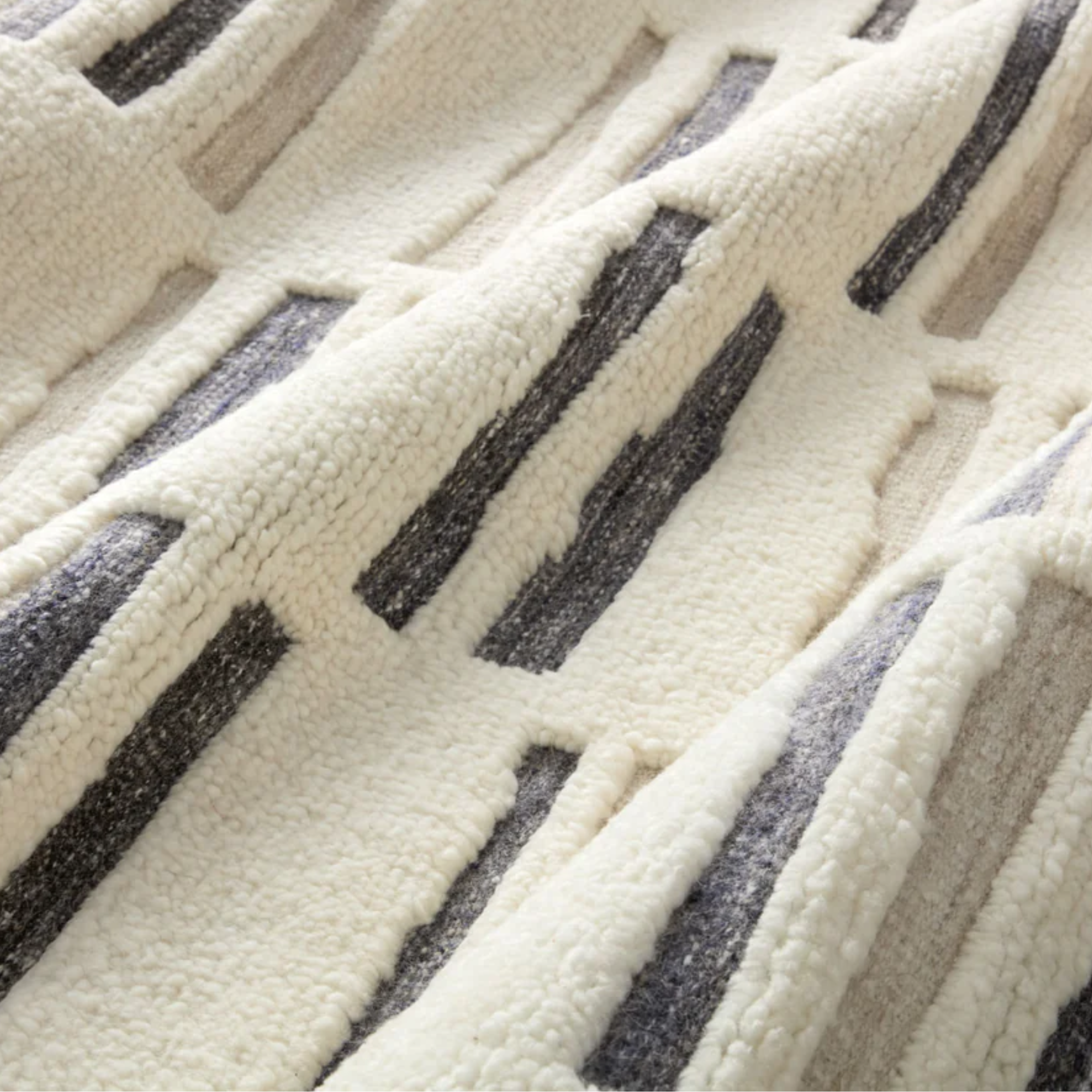 Bennett Rug | Ivory/Charcoal