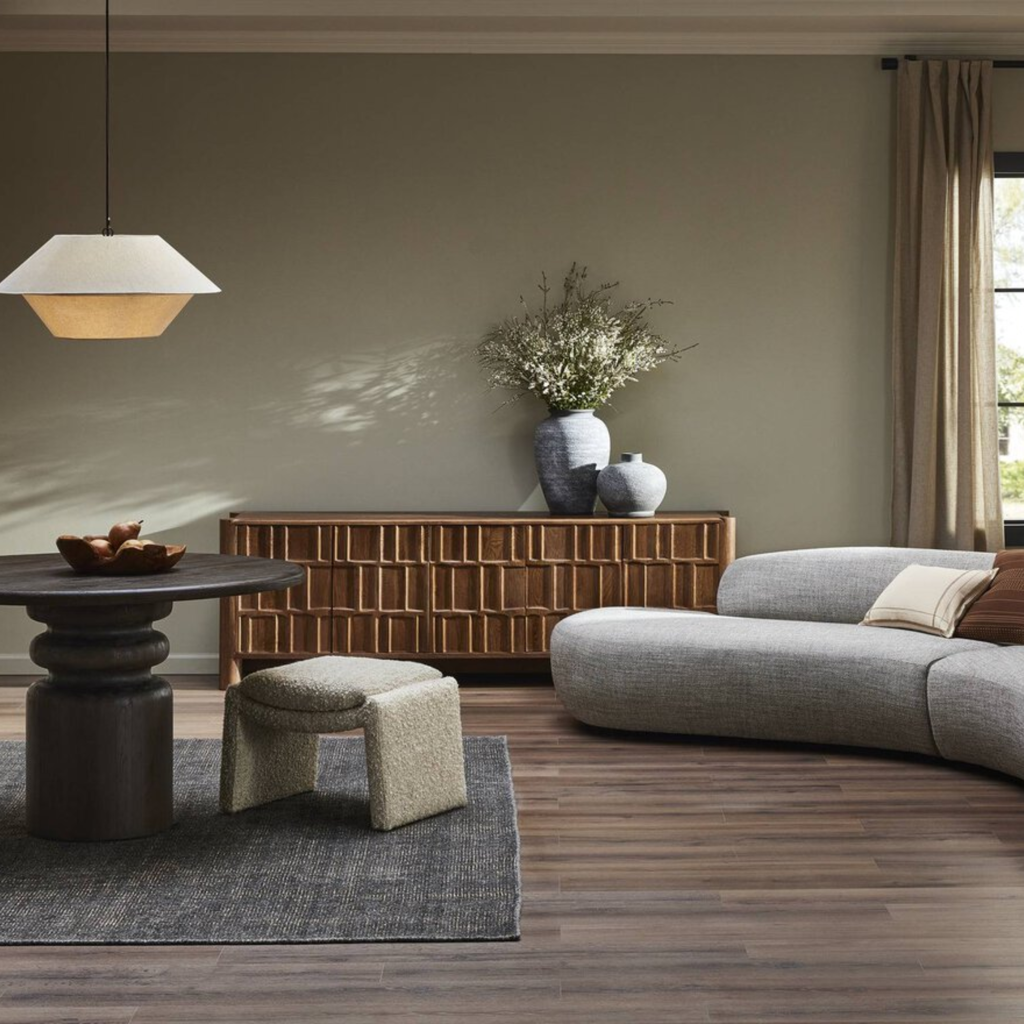 Daniel Ottoman | Ivan Sand