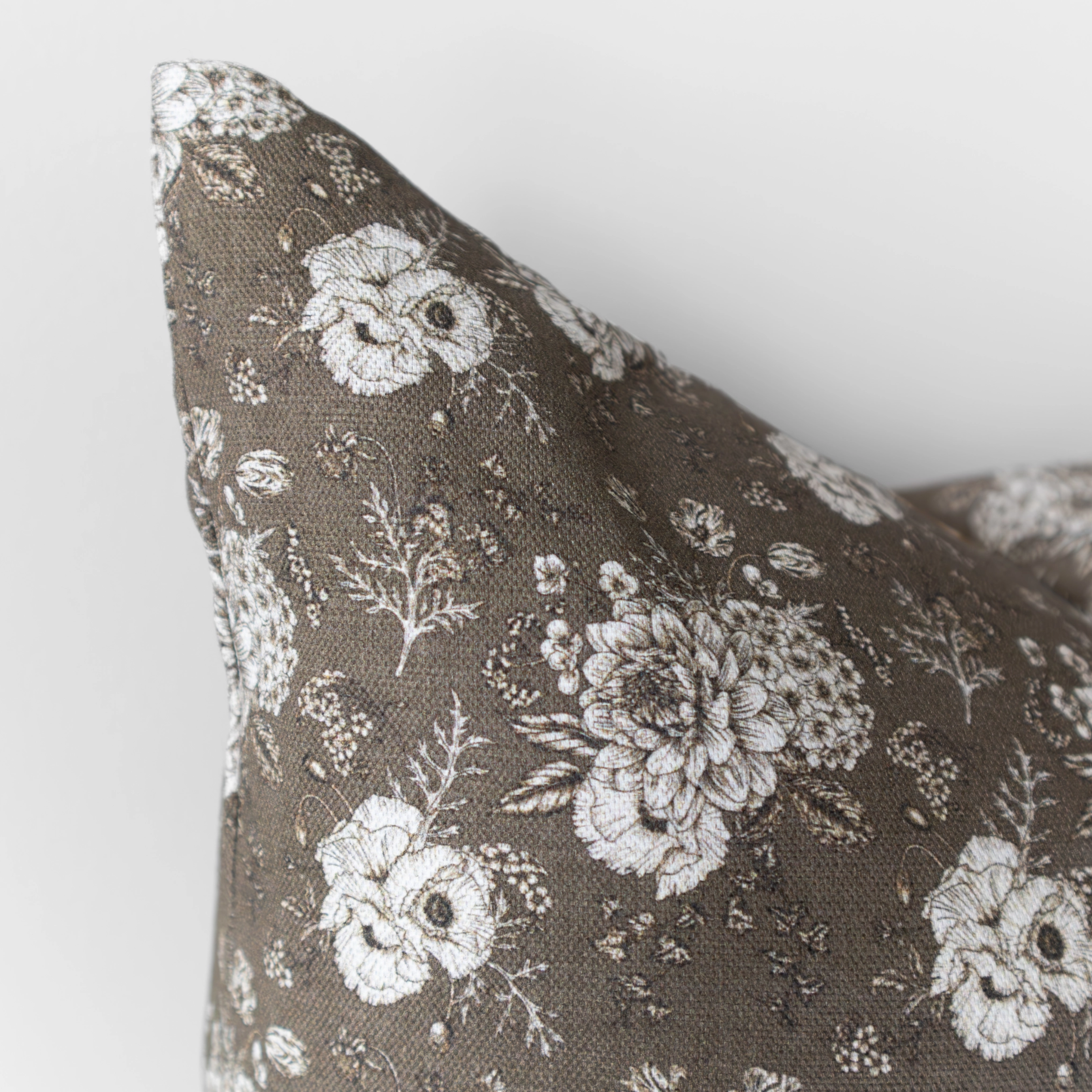 Elysia Pillow