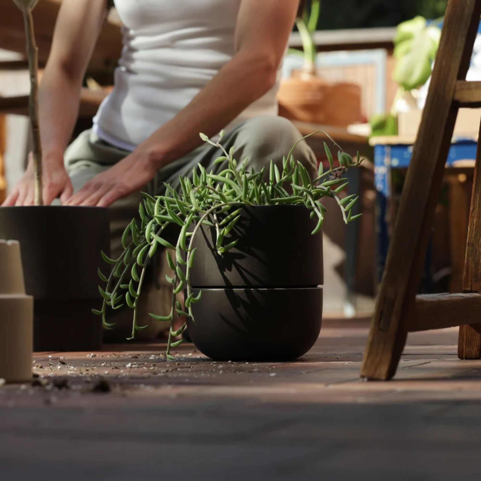 Fable The Planter | Granite Gray