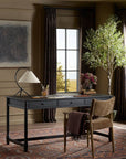 Bari Desk