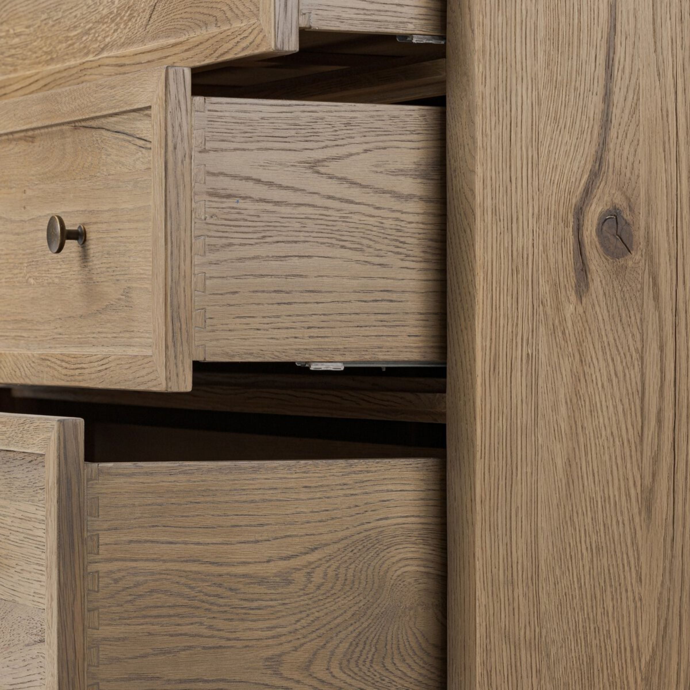 Geoffrey Tall Dresser