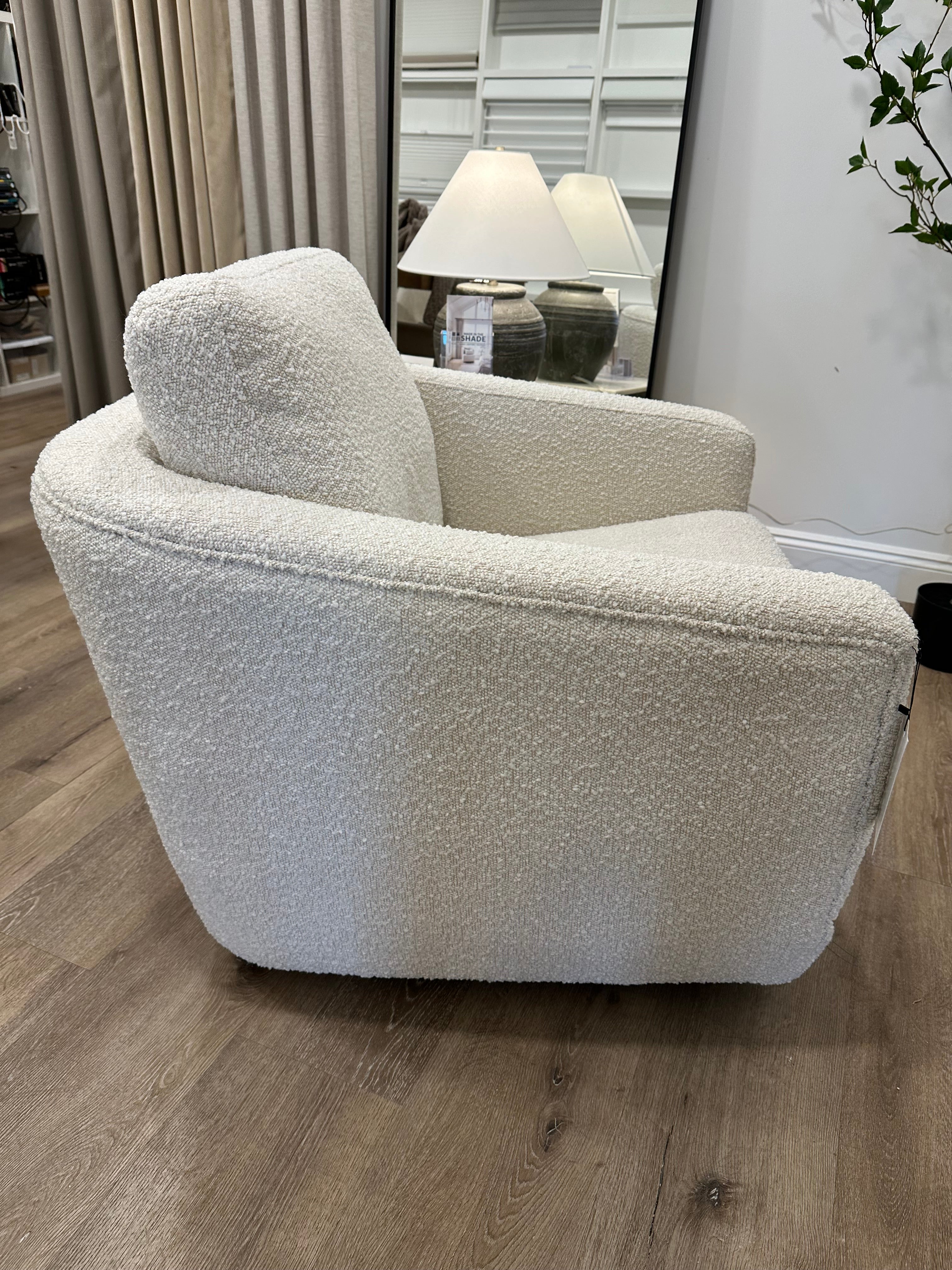 Baltimo Club Chair | Floor Model