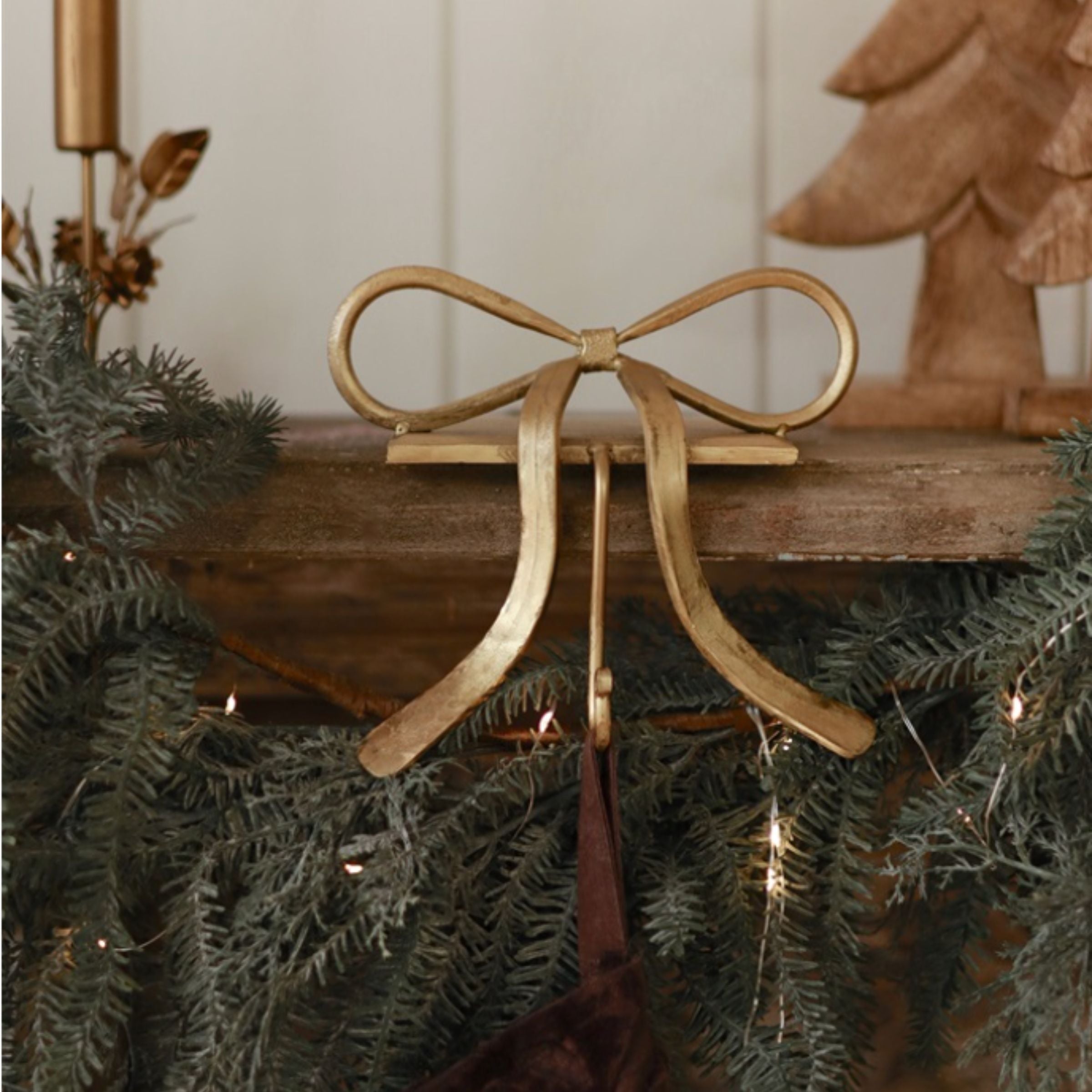 Bow Stocking Holder