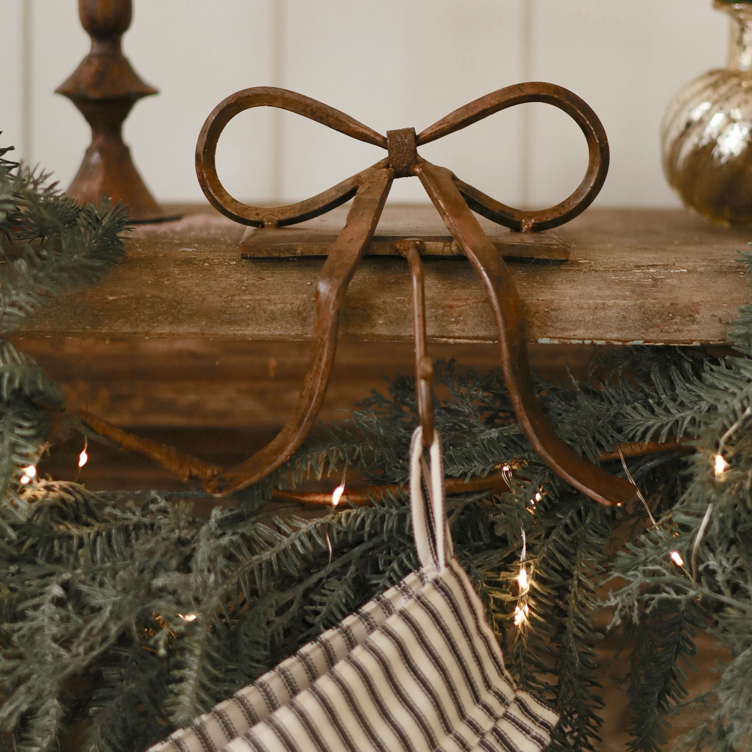 Bow Stocking Holder
