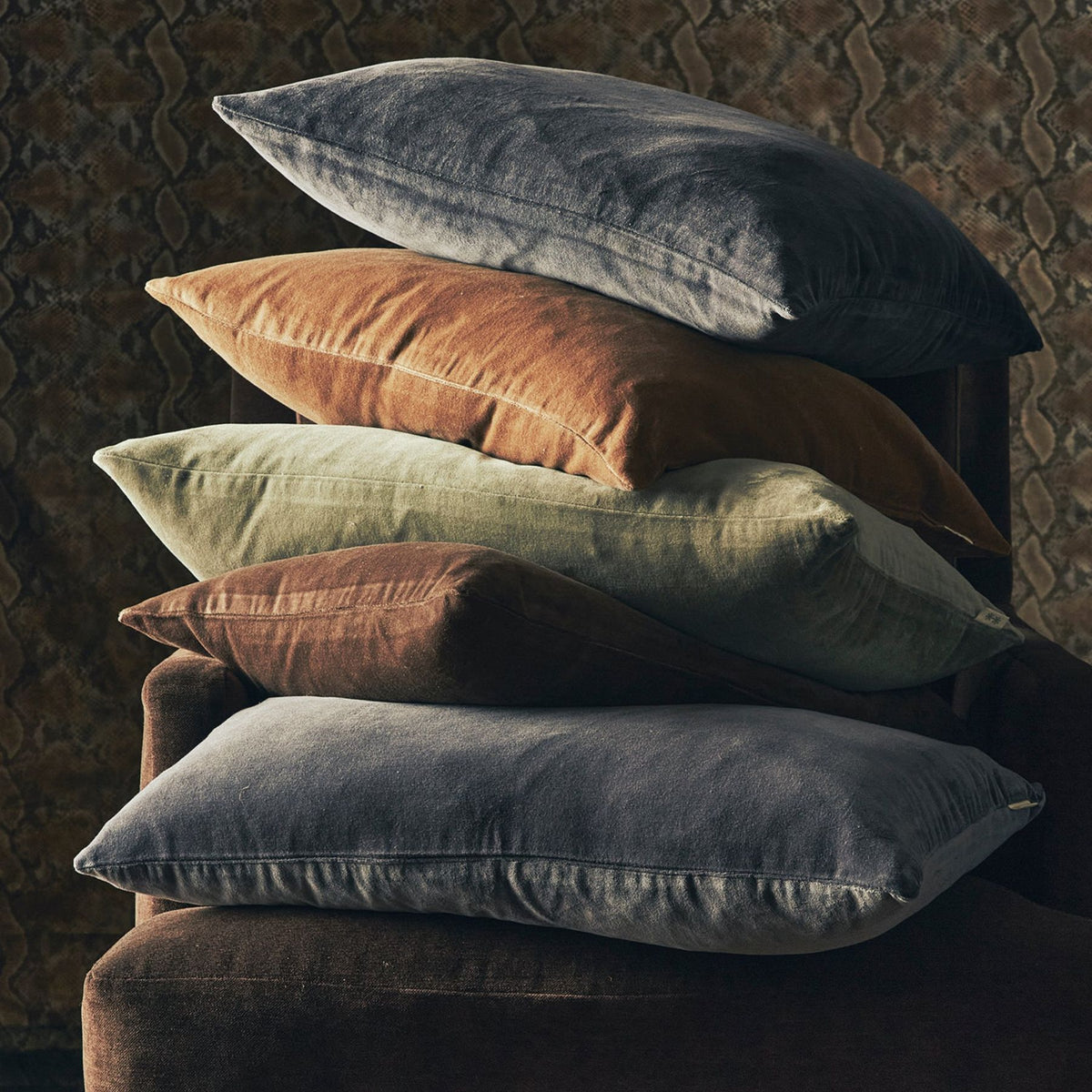 Vera Luxe Velvet Pillow | Olive