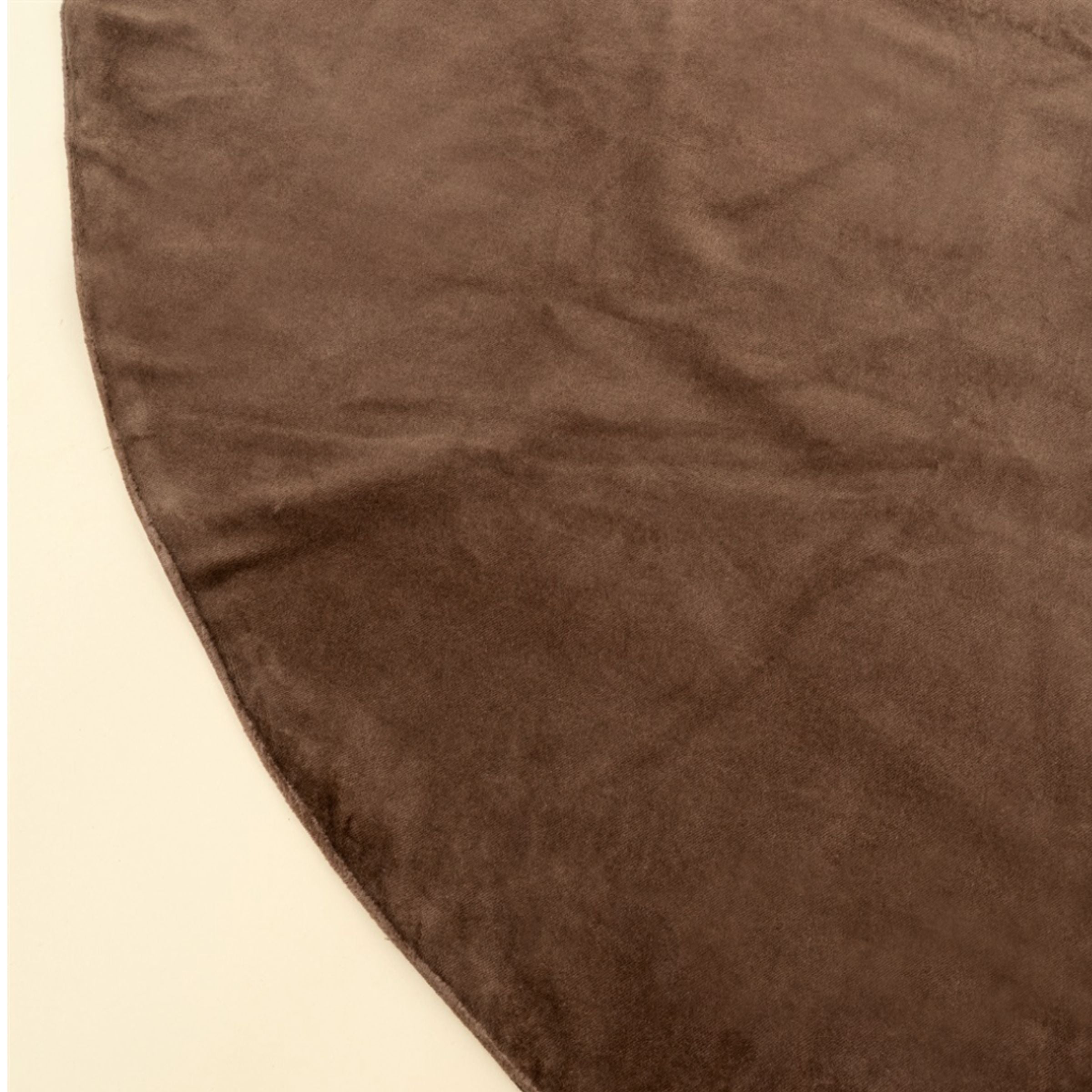 Vera Velvet Tree Skirt