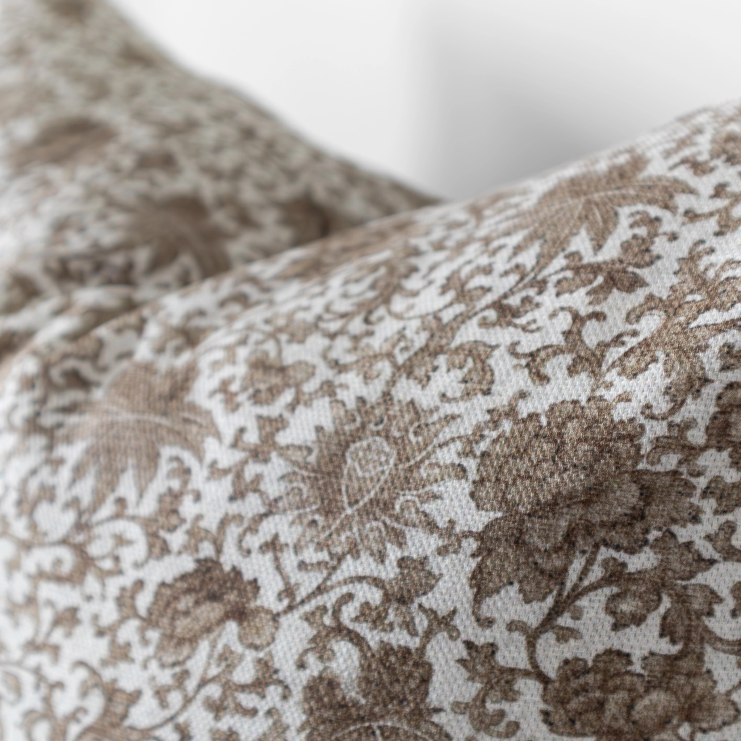 Isadora Pillow