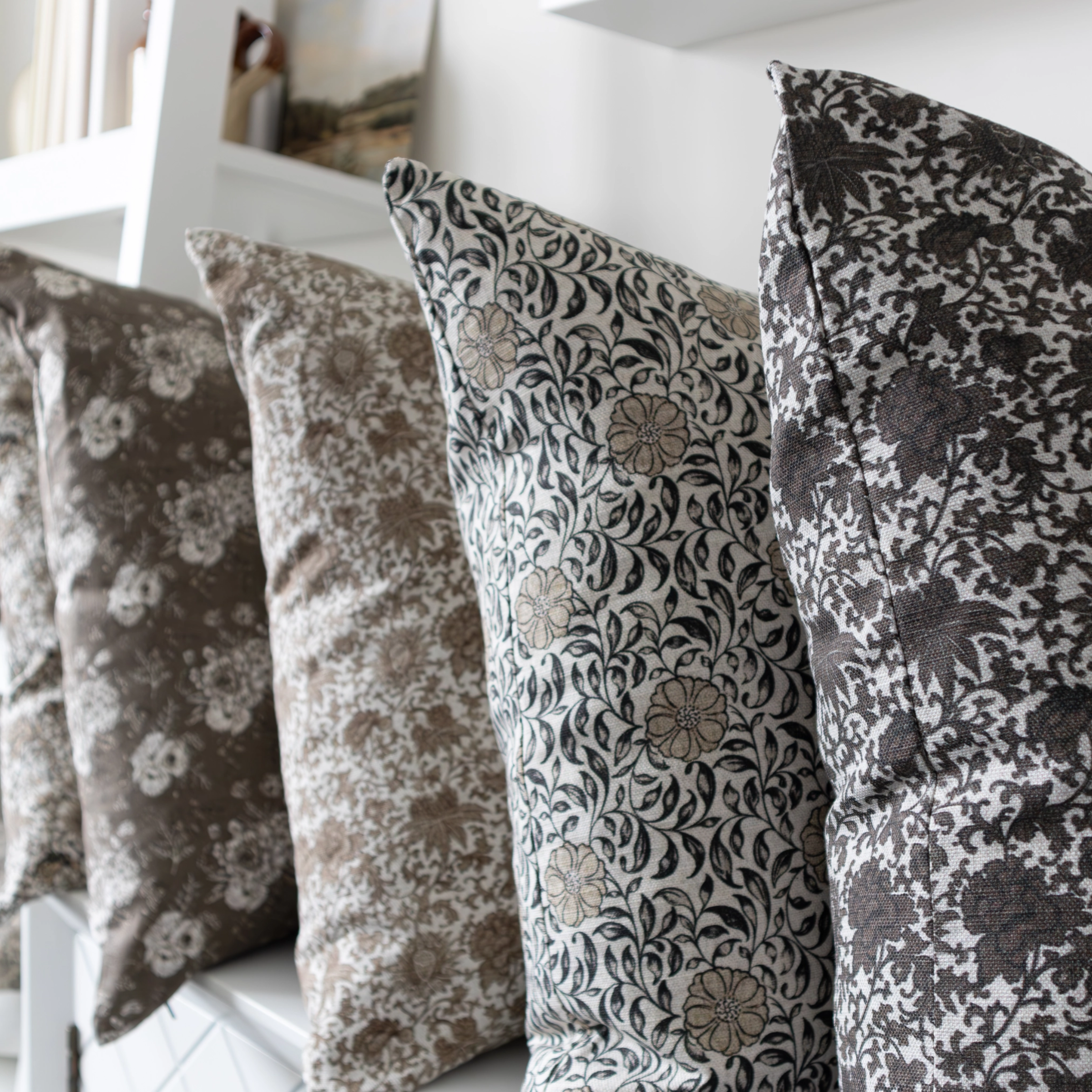 Isadora Pillow
