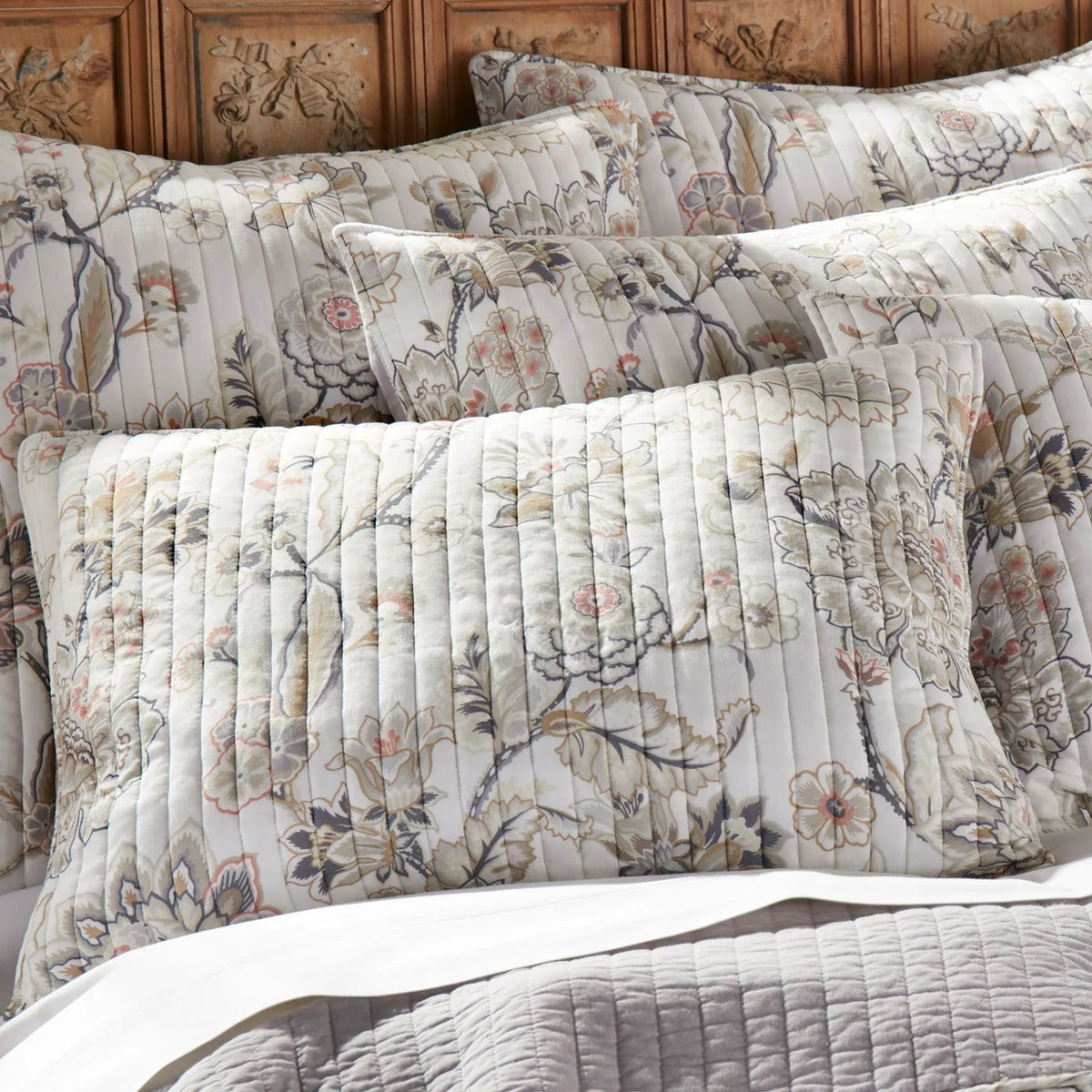 Ophelia Quilt Set