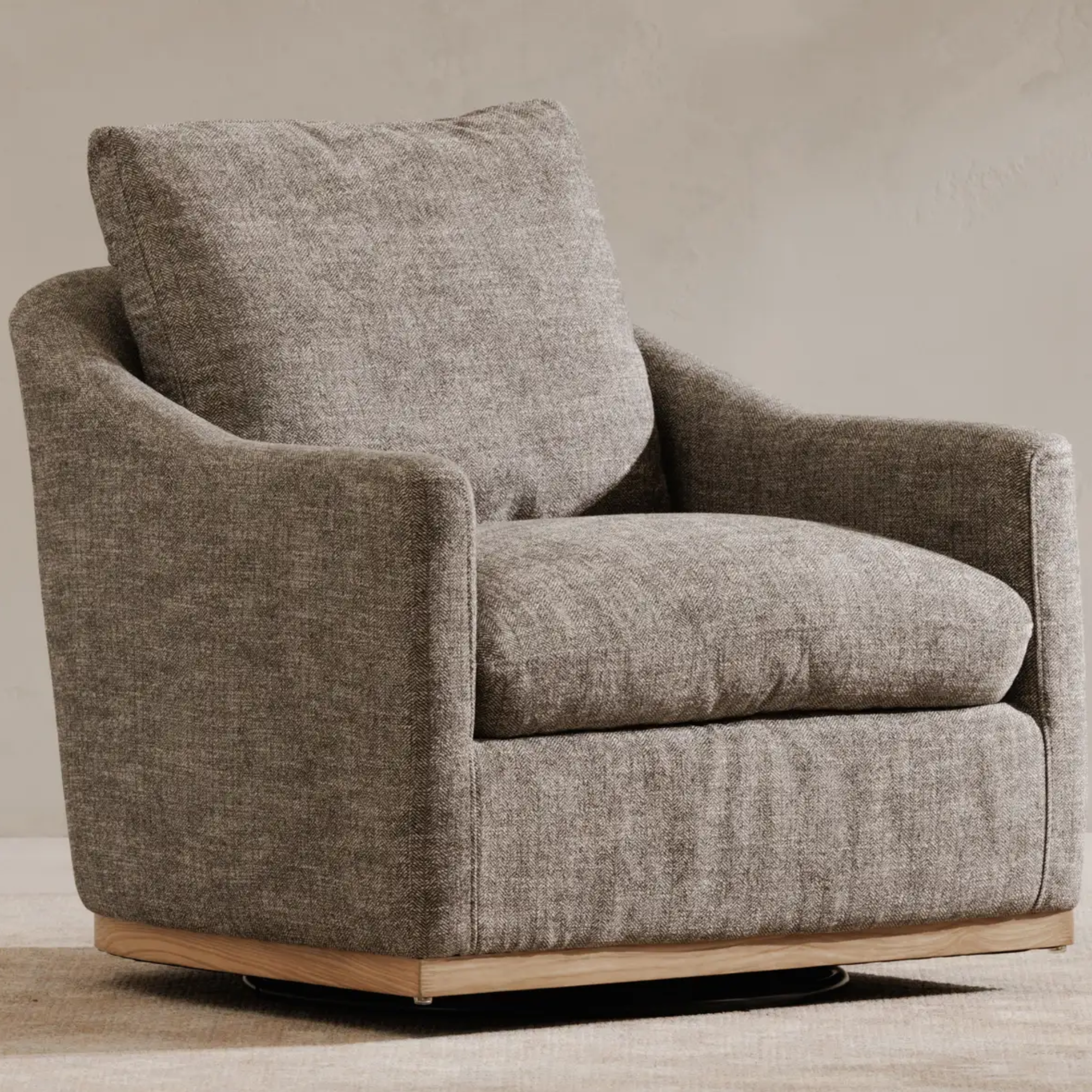 Linden Swivel Chair