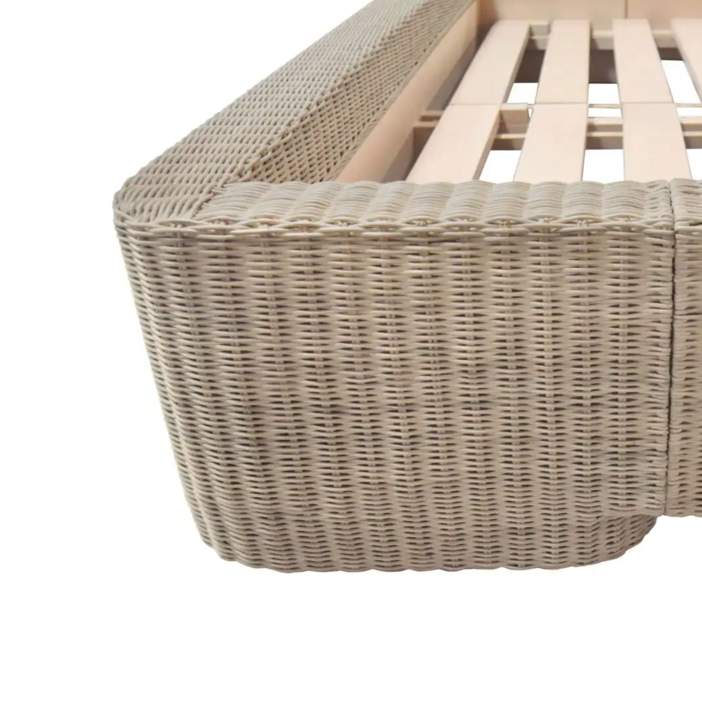 Claudia Bed