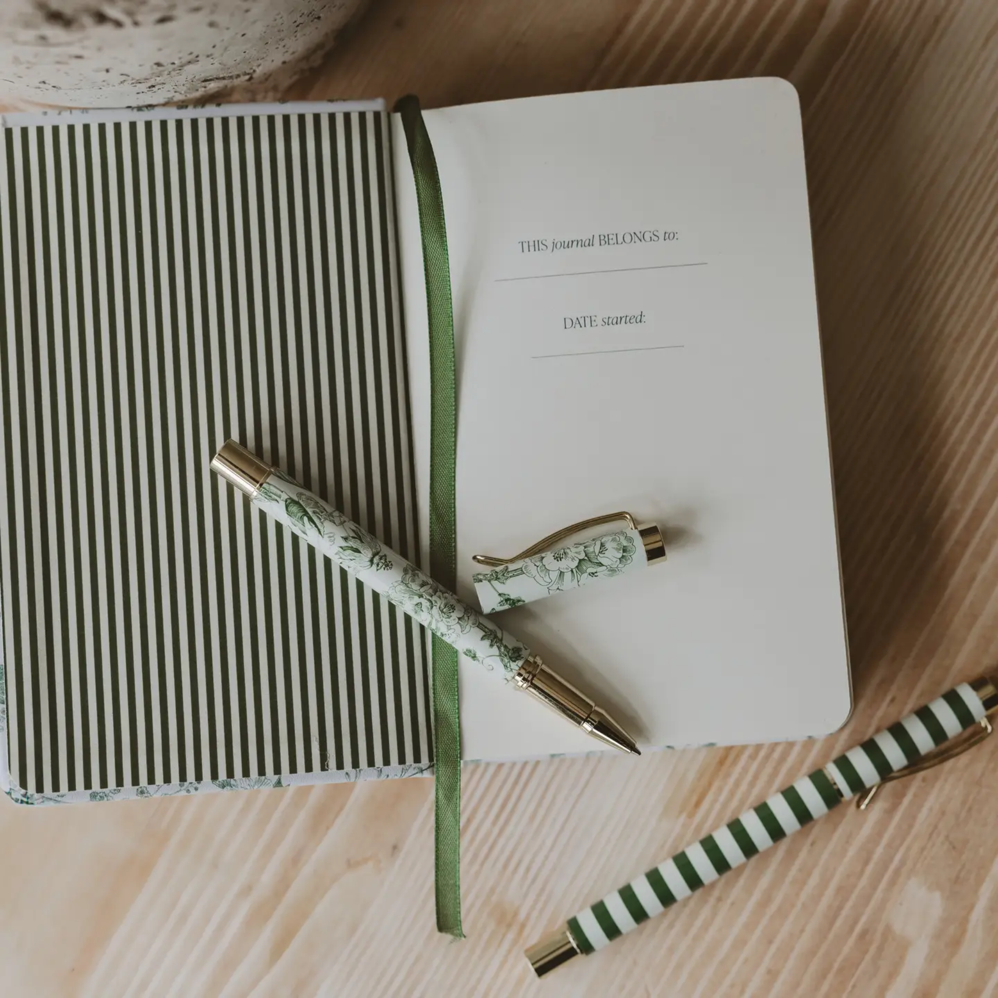 Mom&#39;s One Line a Day Journal | Green Delft