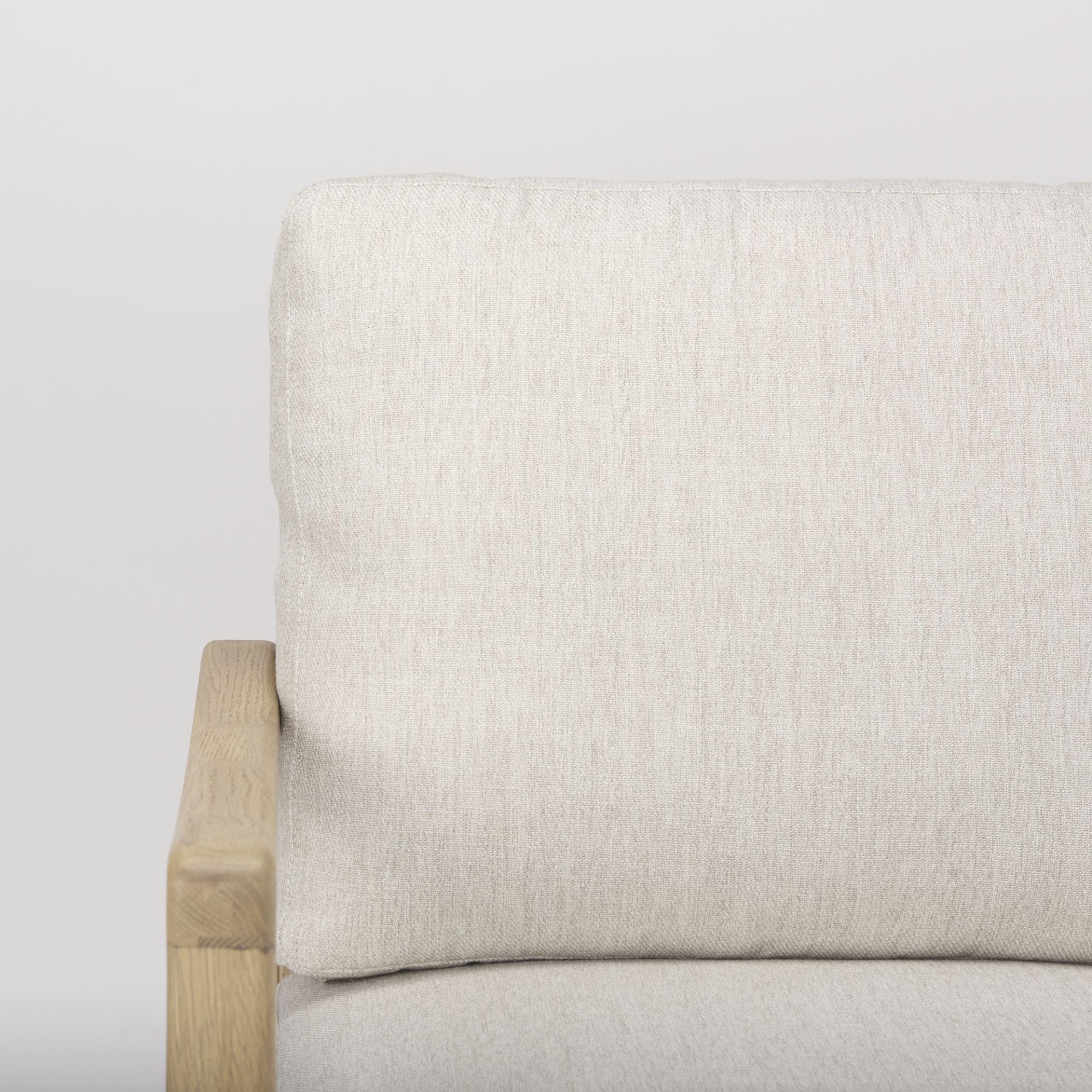 Raeleigh Accent Chair