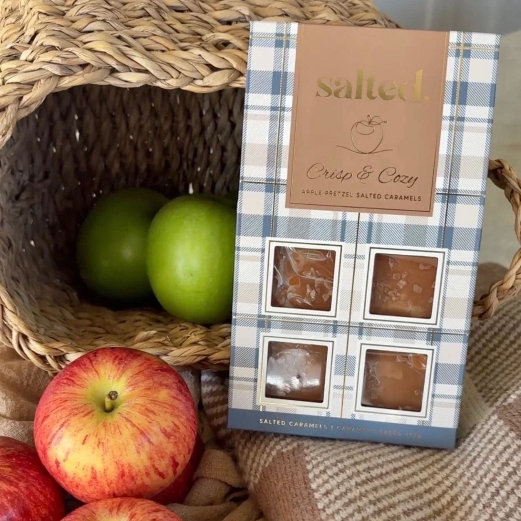 Crisp &amp; Cozy Salted Caramels | 4 pcs