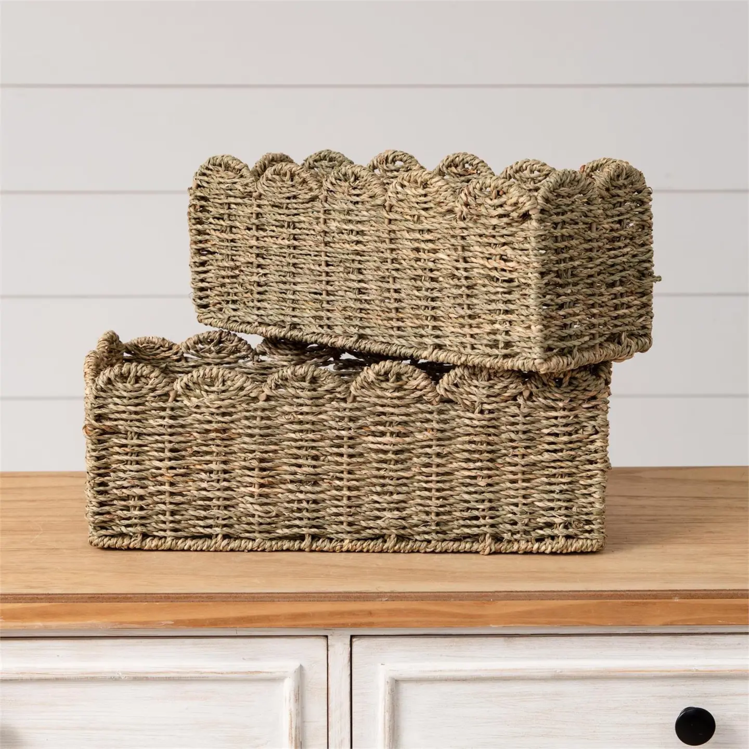 Scallop Edge Seagrass Basket