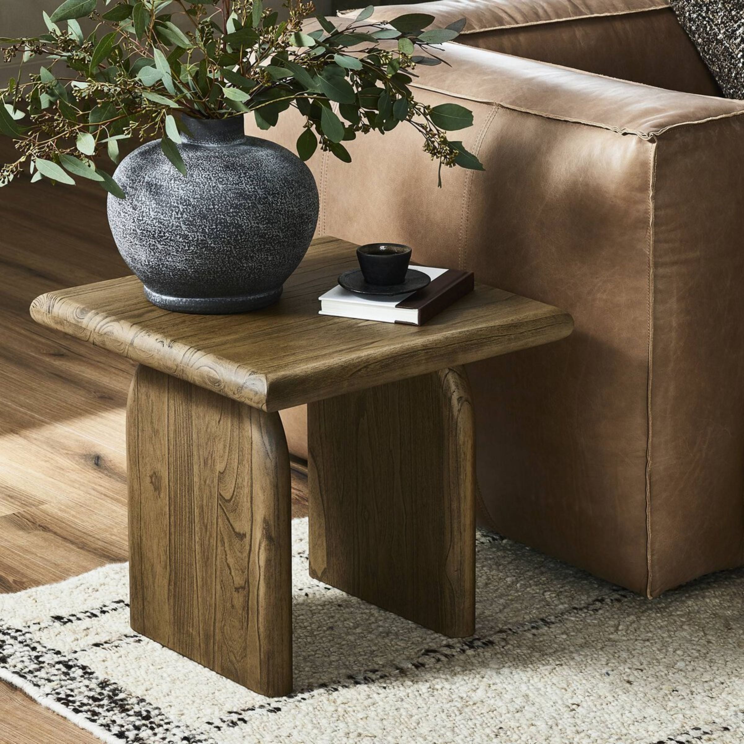 Sorrento End Table | Age Drift Mindi