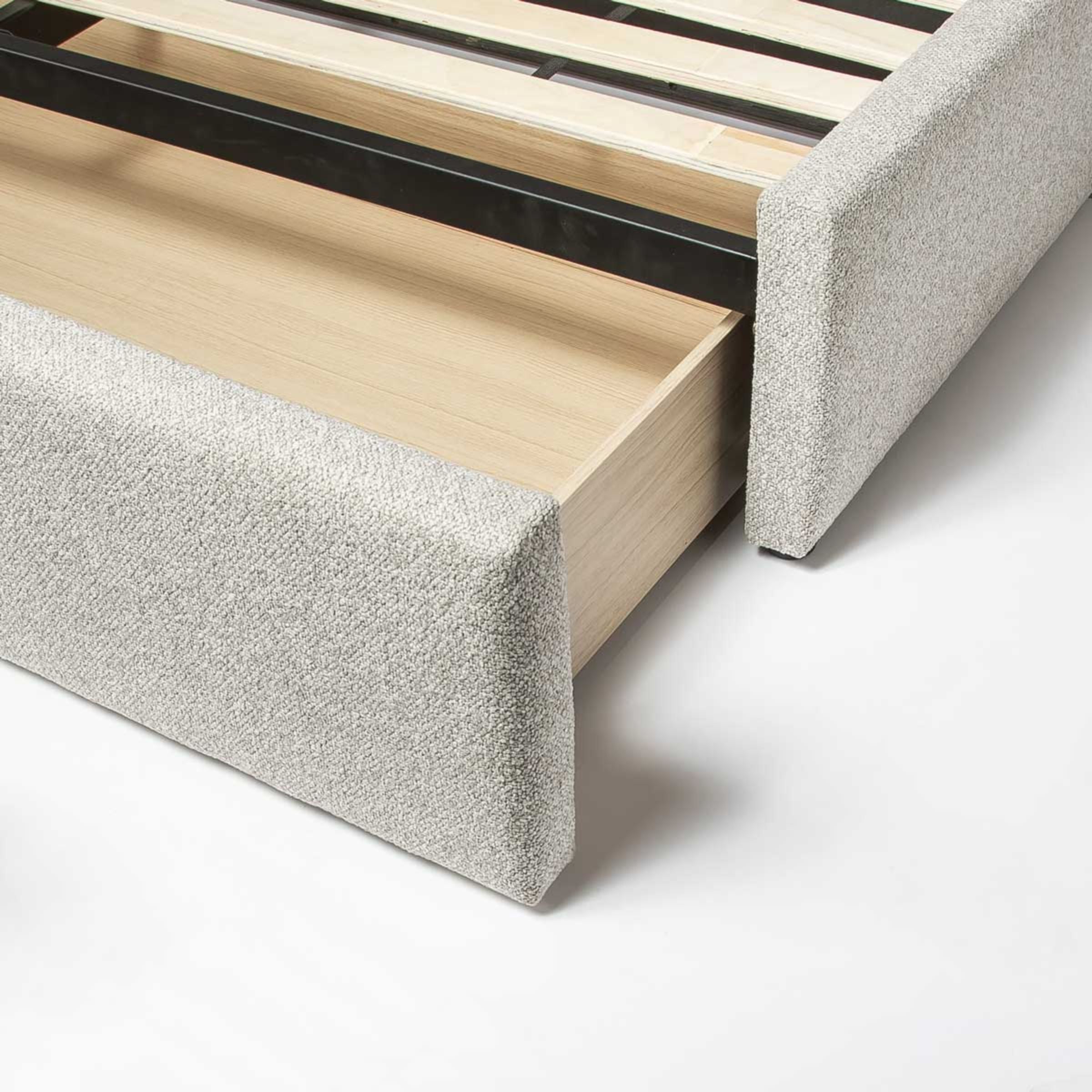 Lourdes Storage Bed | Cream